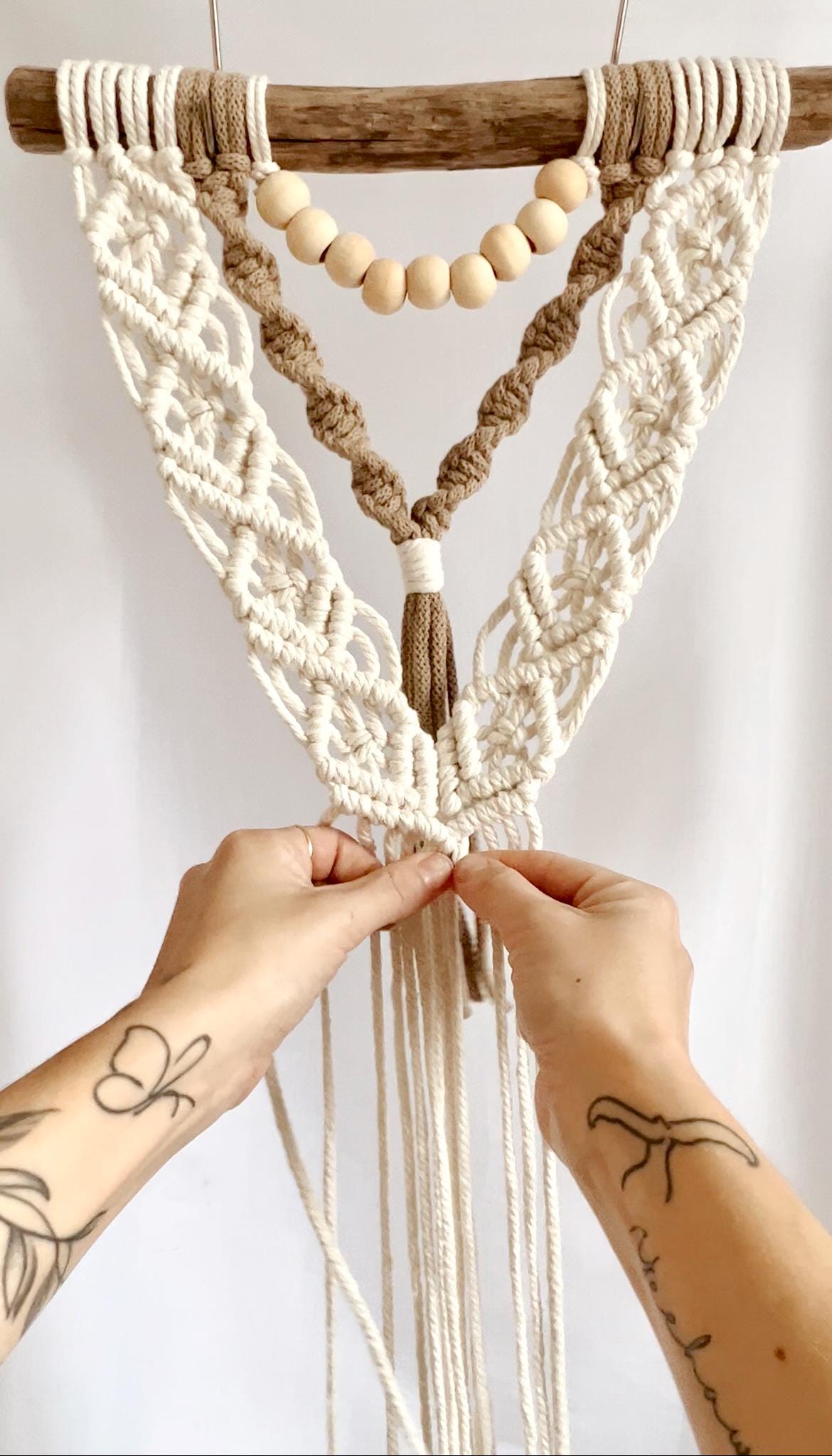 Beginner Macrame Tutorial - Written PDF Pattern, Video Instructions, DIY macrame wall hanging, Knot Guide Included