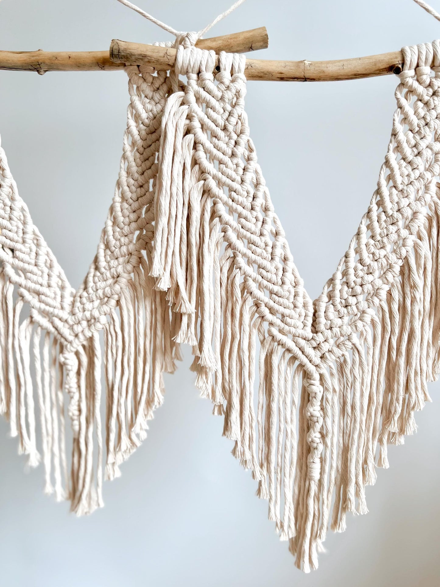 Macrame DIY Kit: Beginner Boho Wall Hanging with Driftwood (PDF Pattern Available)