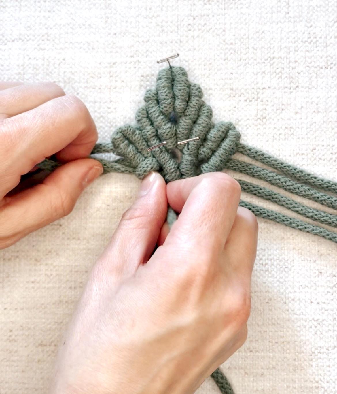 Macrame PATTERN - Christmas Tree Coaster Written PDF, Video Tutorial and Knot Guide Included, DIY Coaster, Instant Digital Download