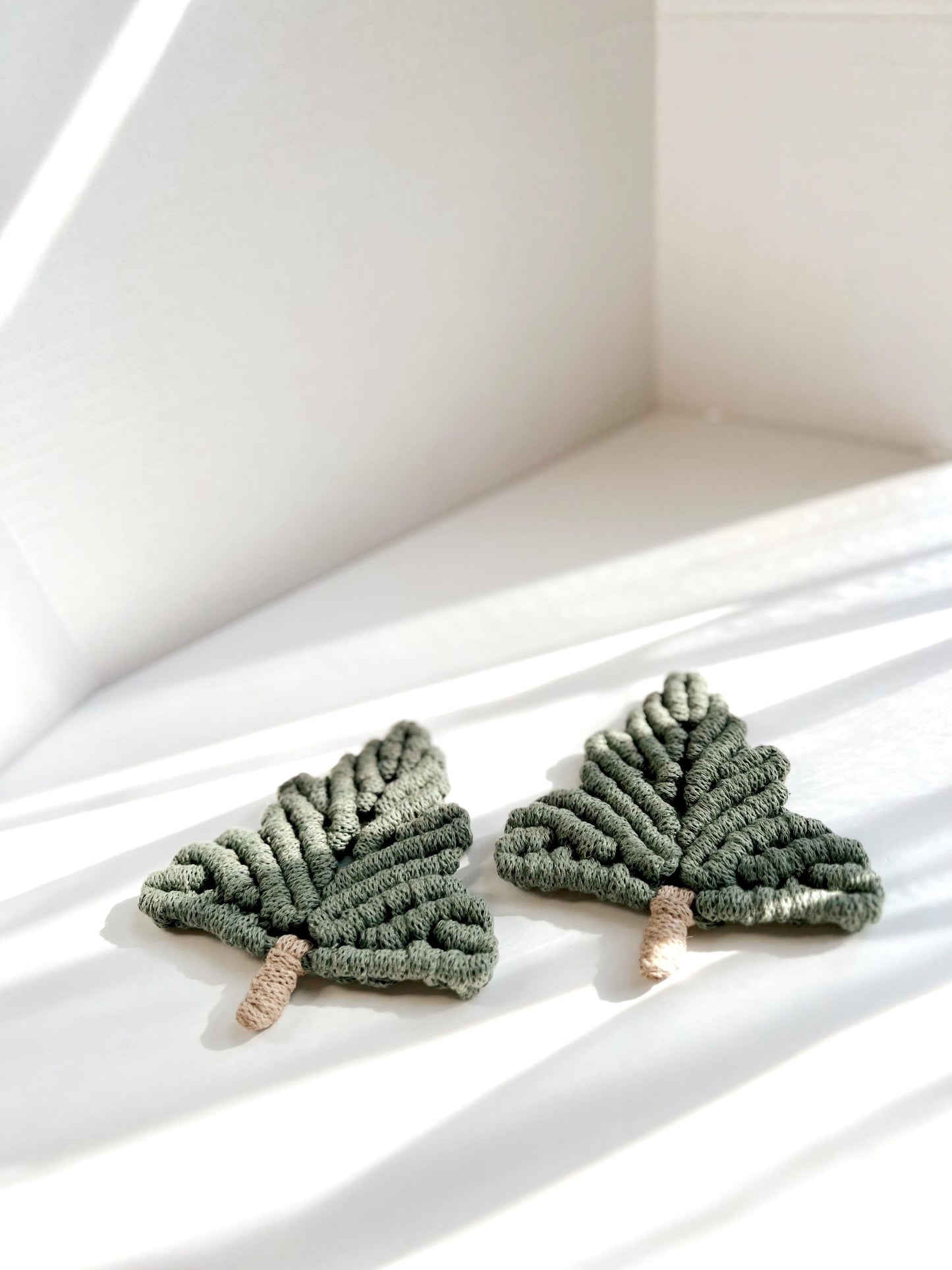 Macrame Christmas Tree Coaster Pattern – DIY PDF with Video