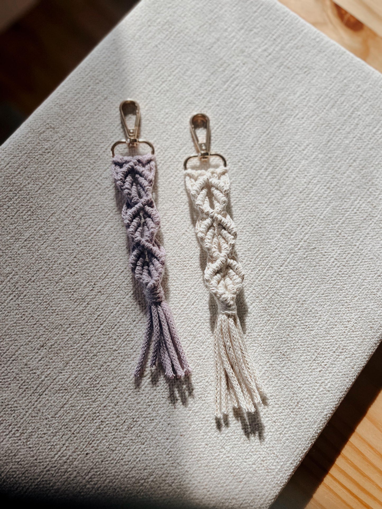 Macrame Keychain Pattern: DIY Video Tutorial (Digital Download)