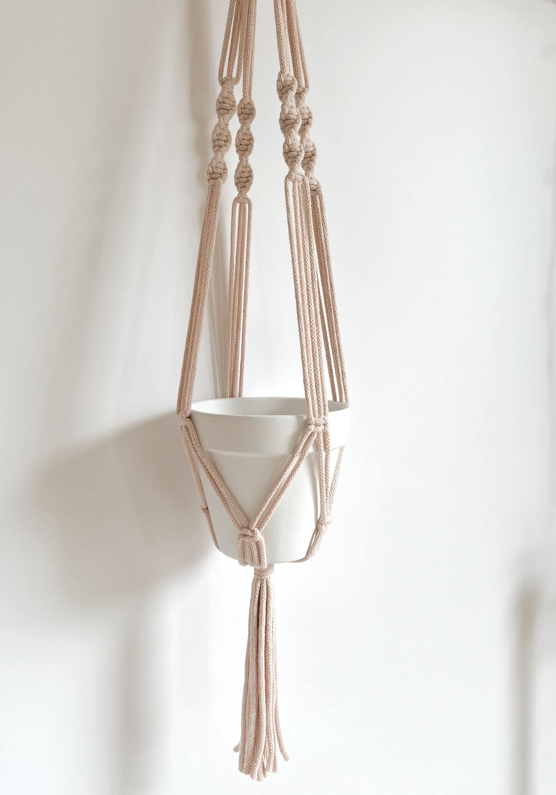 Macrame Plant Hanger Pattern: DIY Guide with Video (PDF Download)